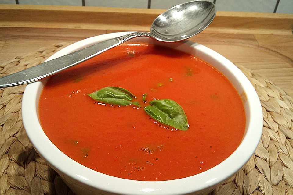 Paprika-Chili-Suppe