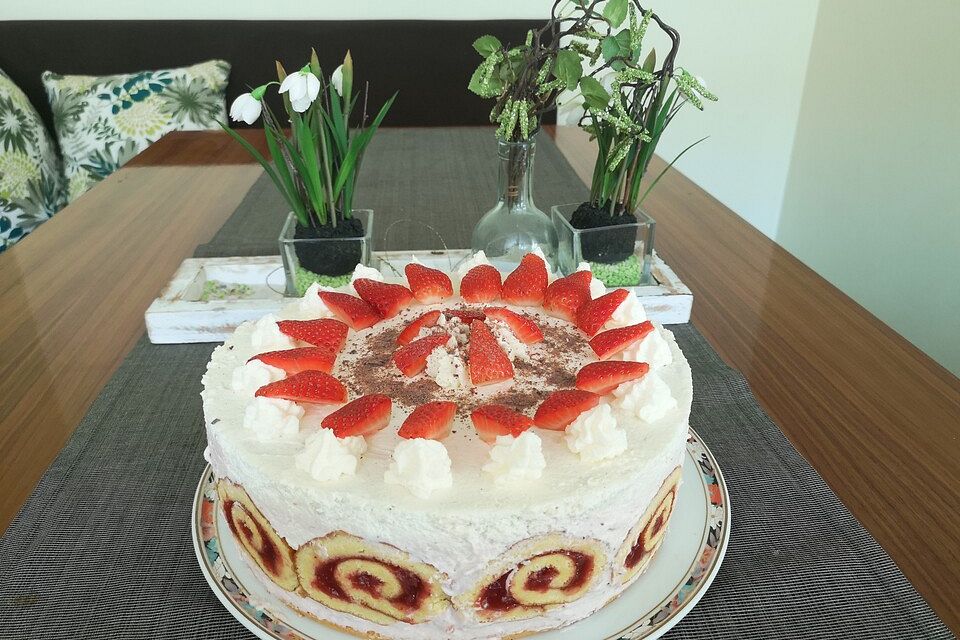 Erdbeer - Schmand - Torte