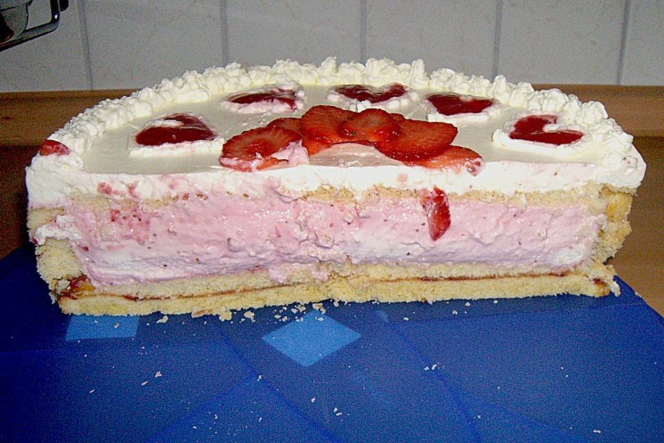 Erdbeer - Schmand - Torte