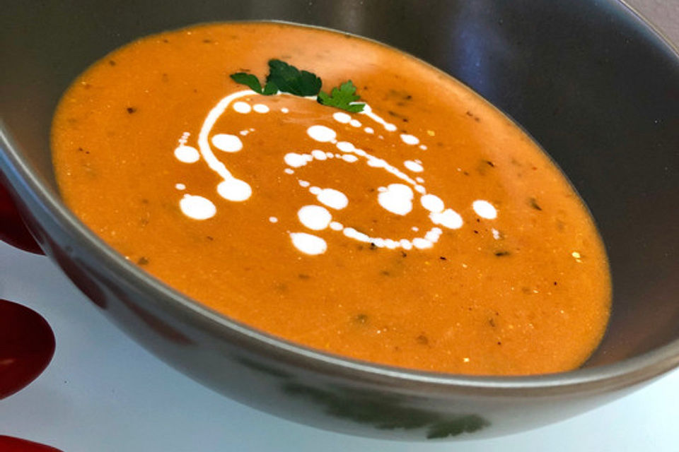 Tomaten - Paprika - Cremesuppe