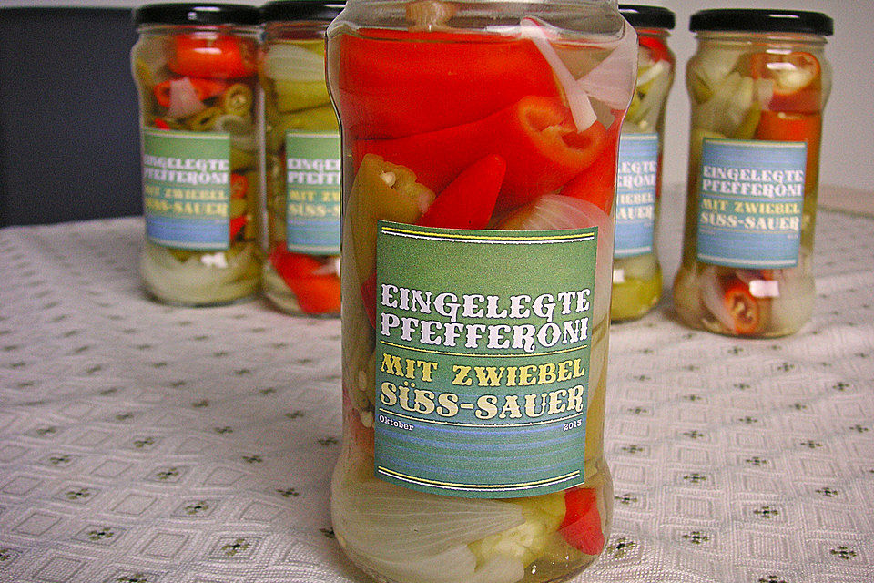 Eingelegte Chilischoten