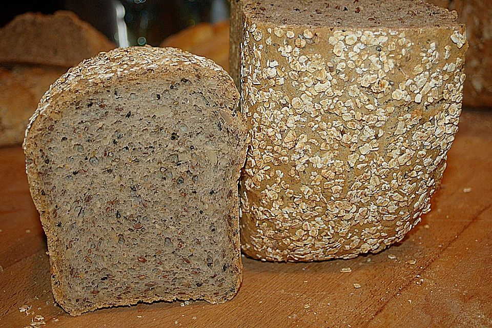 Dinkelbrot mit Buchweizen