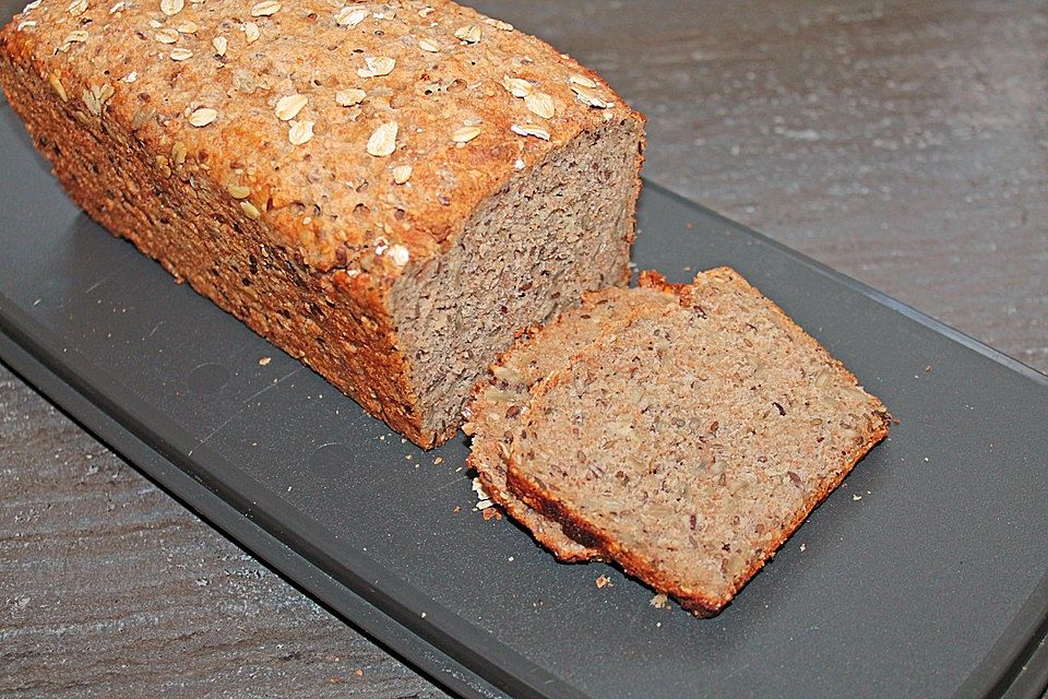 Dinkelbrot mit Buchweizen