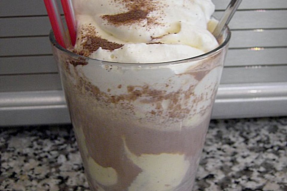 Eisschokolade mit Baileys