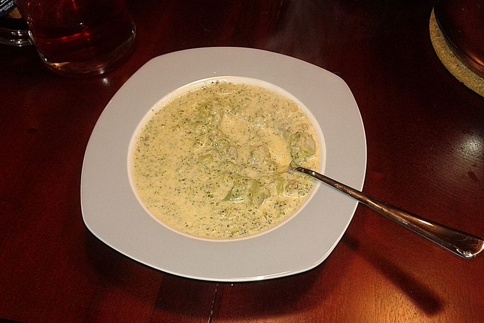 Brokkoli - Käse - Suppe