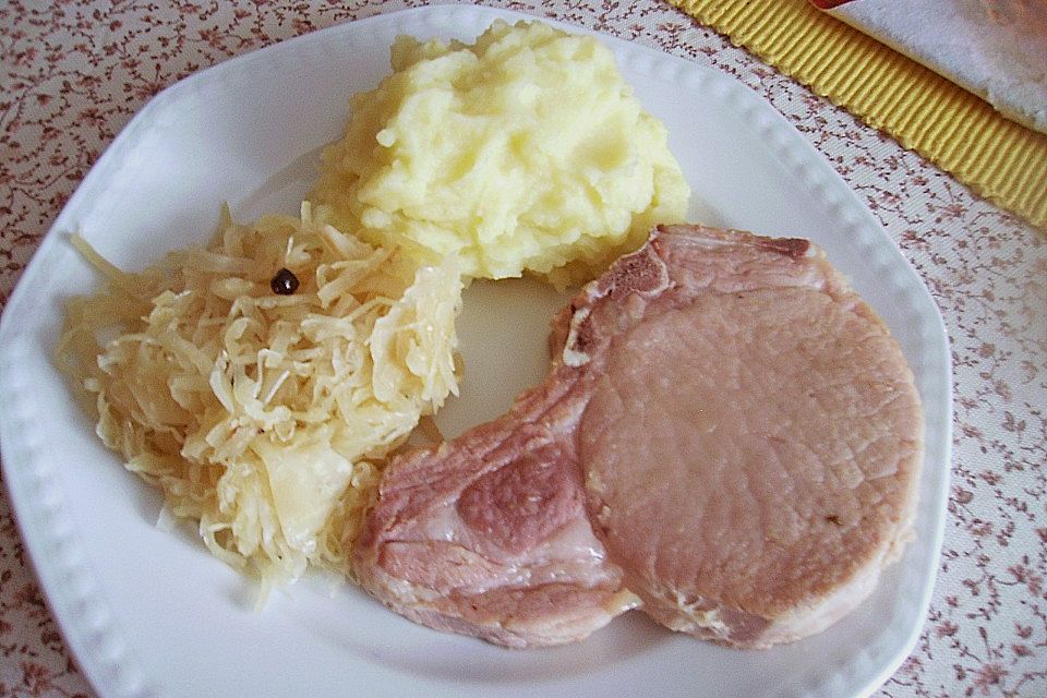 Rippchen auf Kraut