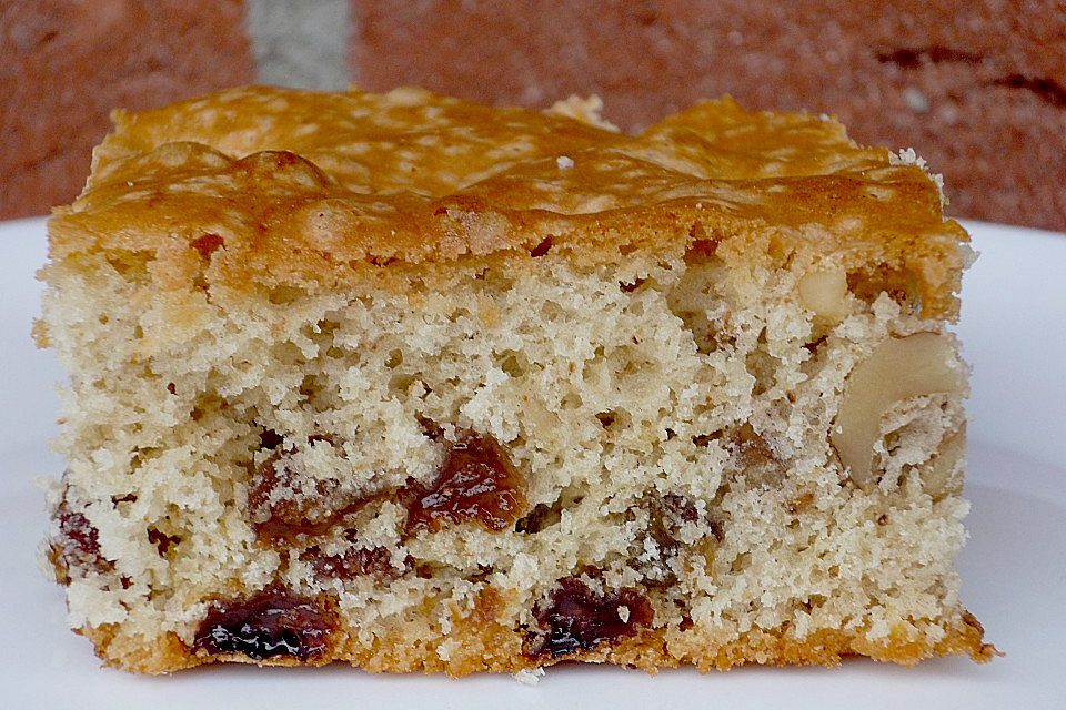 Walnuss - Rosinen - Kuchen