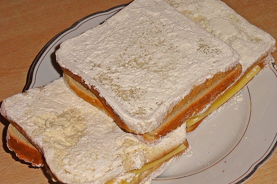 Gebackene Käsesandwiches