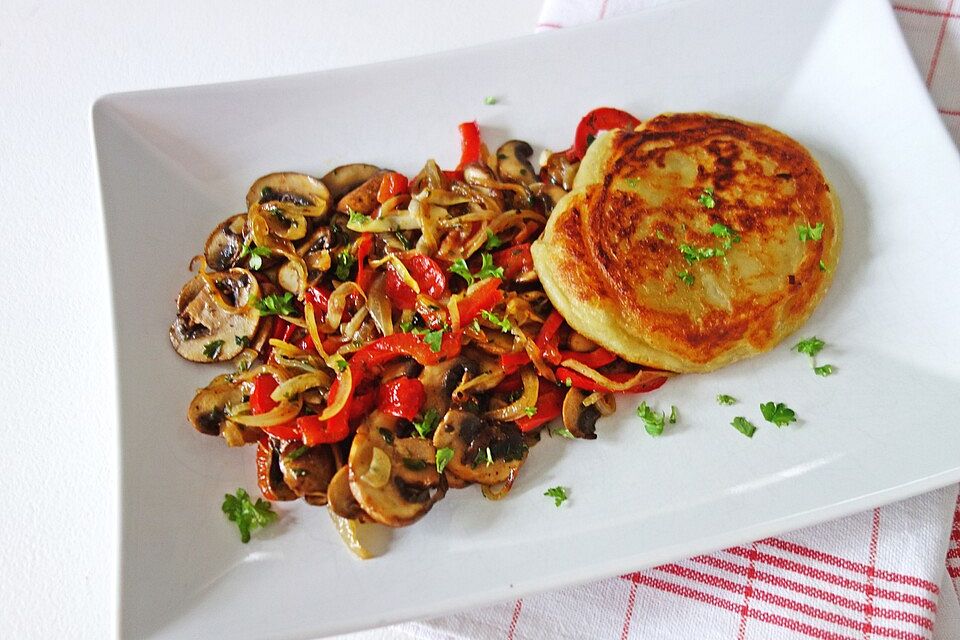 Zwiebel - Paprika - Champignon - Pfanne