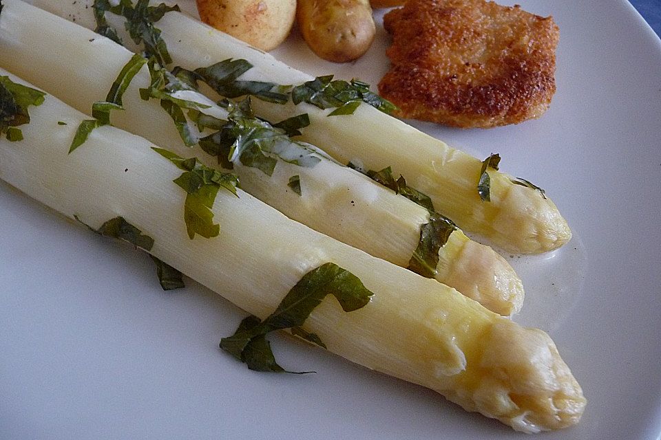 Spargel in Alufolie garen