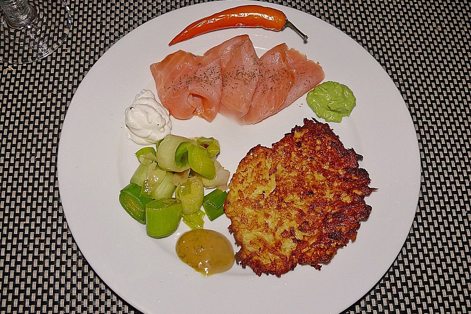 Schnittlauch - Rösti mit Räucherlachs