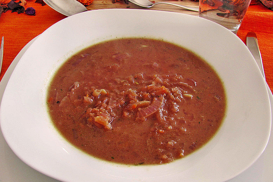 Rote Zwiebelsuppe