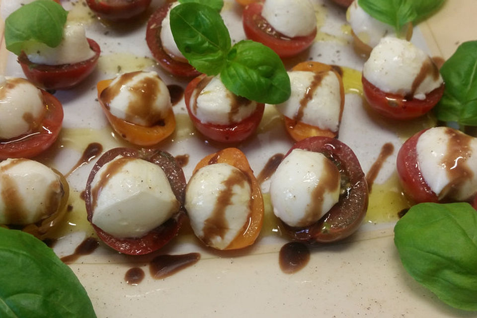 Mozzarella mit Tomaten