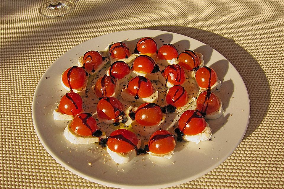 Mozzarella mit Tomaten