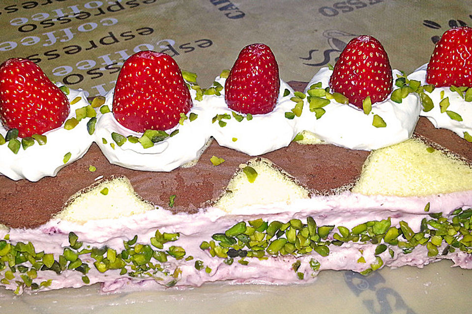 Erdbeerroulade