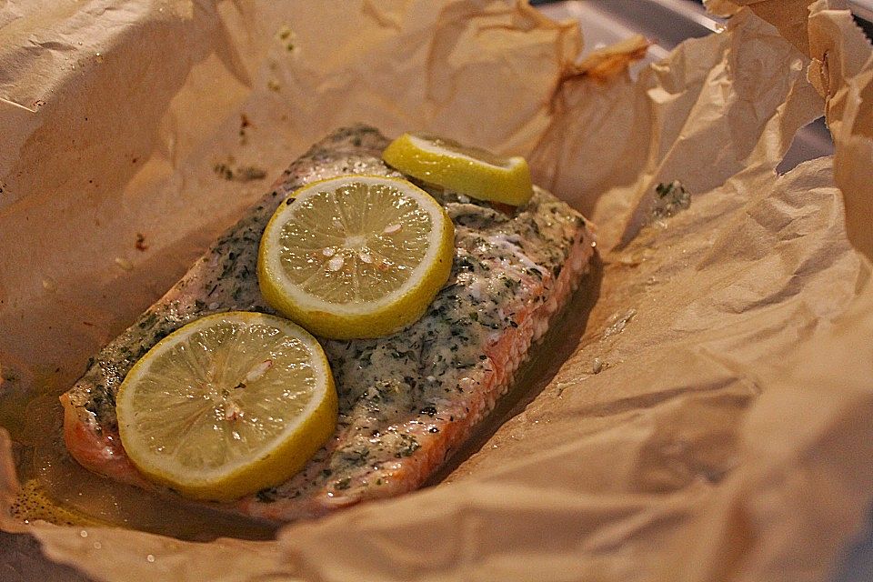 Lachs in Papier