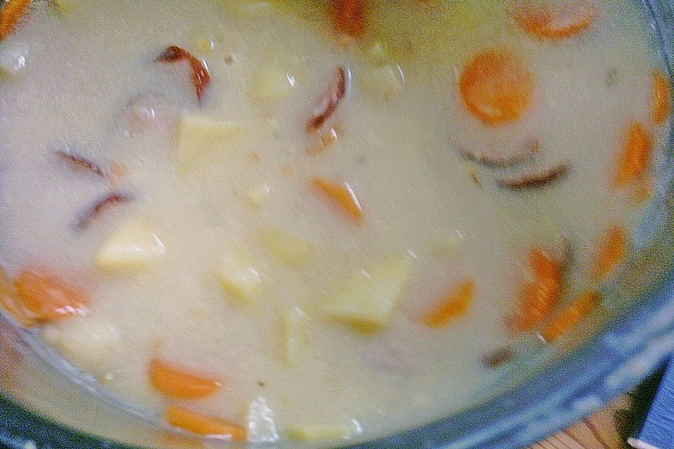 Buttermilch-Kartoffelsuppe