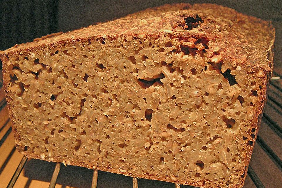 Vollkornbrot mit Sauerteig