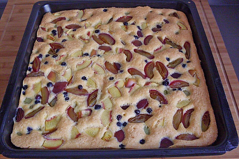 Obst-Blechkuchen