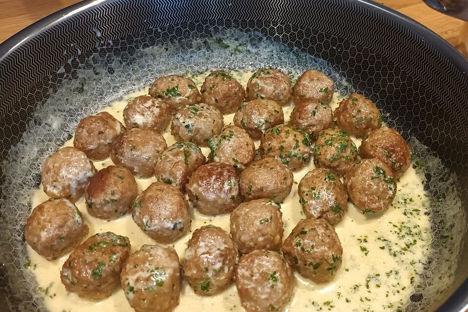 Köttbullar