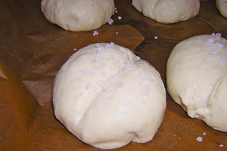 Laugenbrötchen