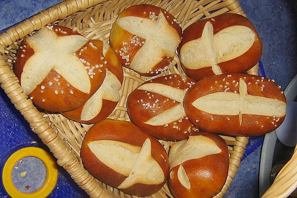 Laugenbrötchen