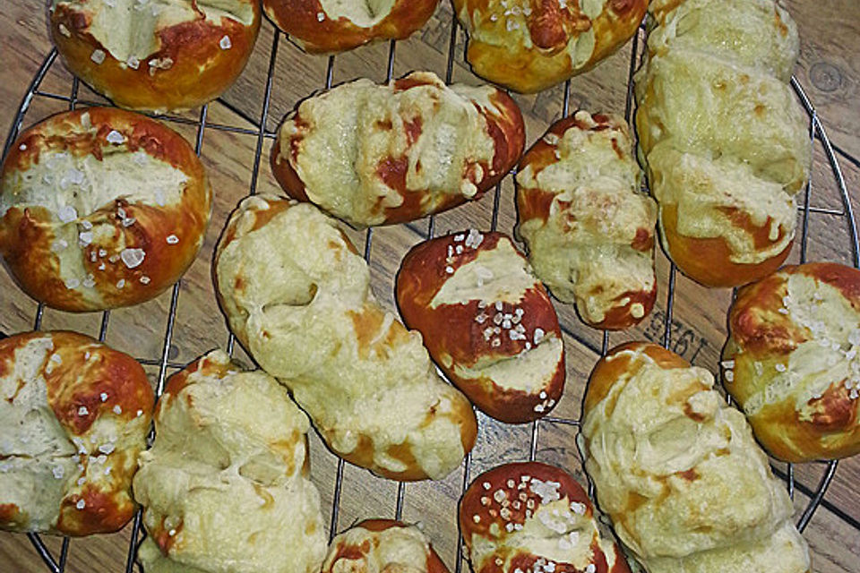 Laugenbrötchen