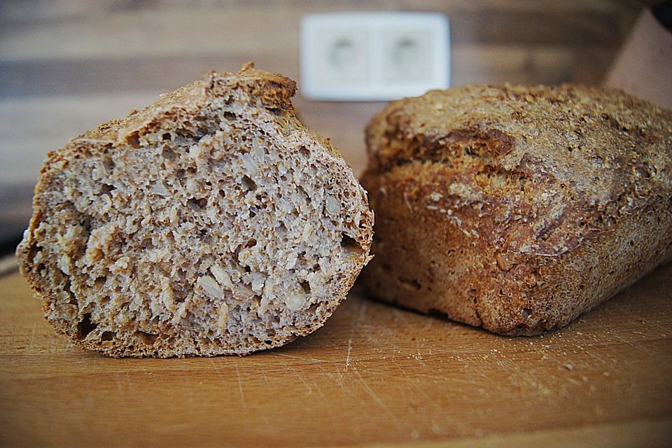 Saftiges Vollkornbrot ohne Kneten