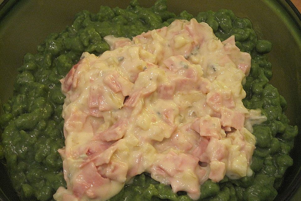 Spinatspätzle mit Gorgonzolarahmsoße