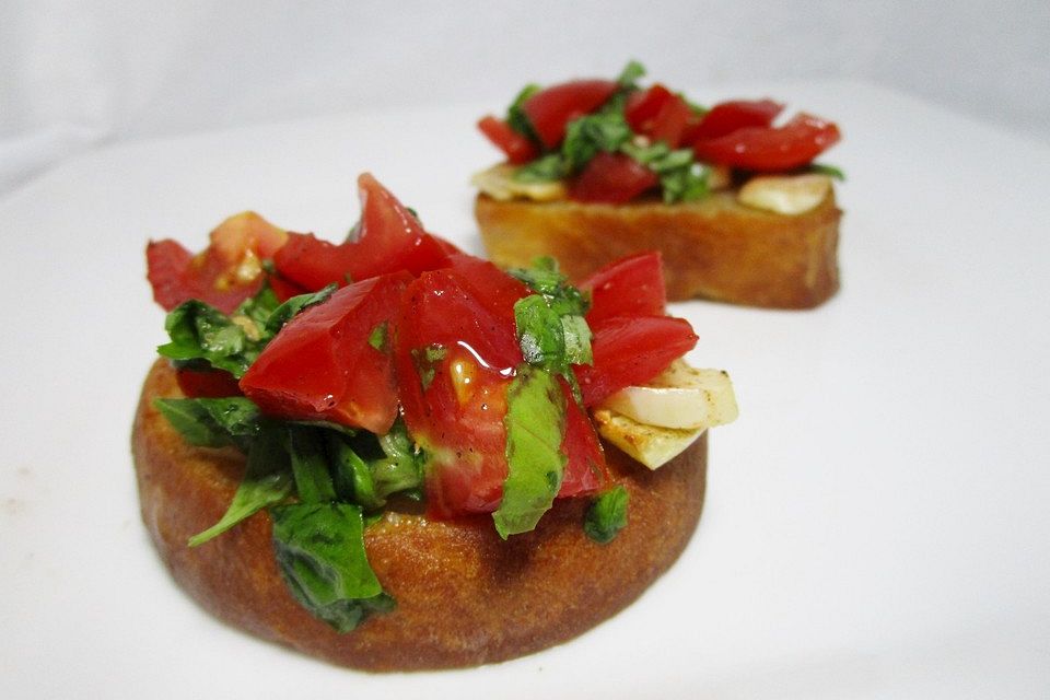 Bruschetta mit Tomate