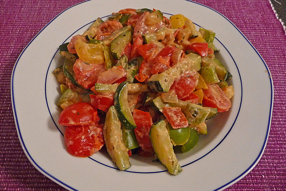 Zucchini - Tomaten - Gemüse