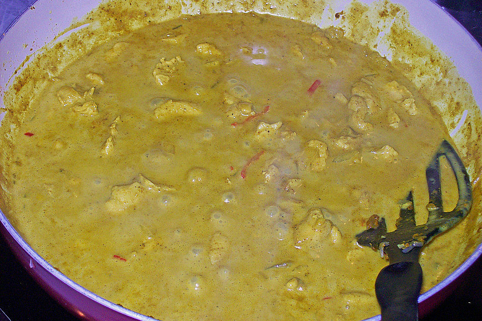 Curryhuhn in Kokosmilch