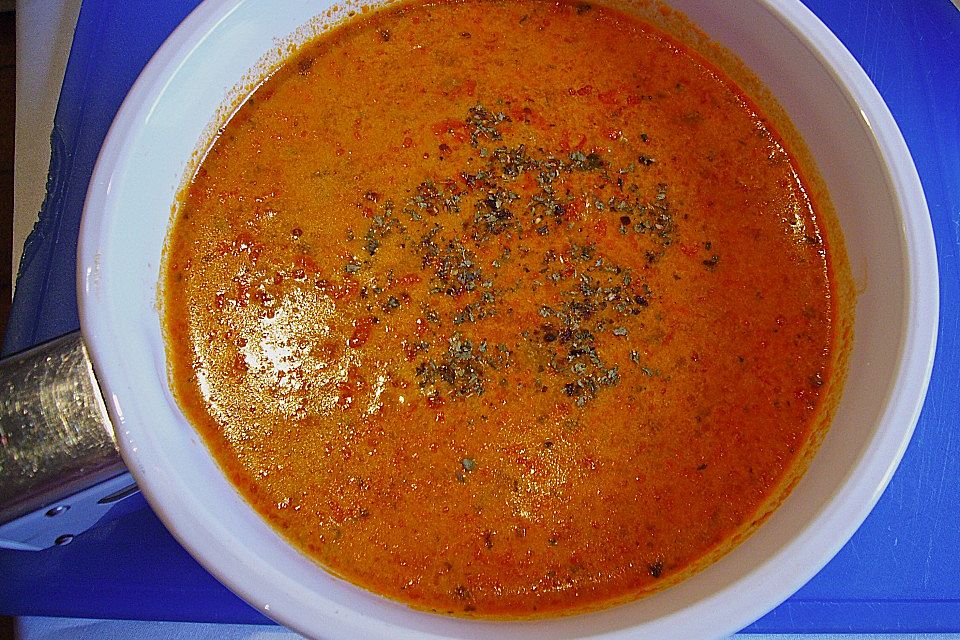 Rote Käsesuppe