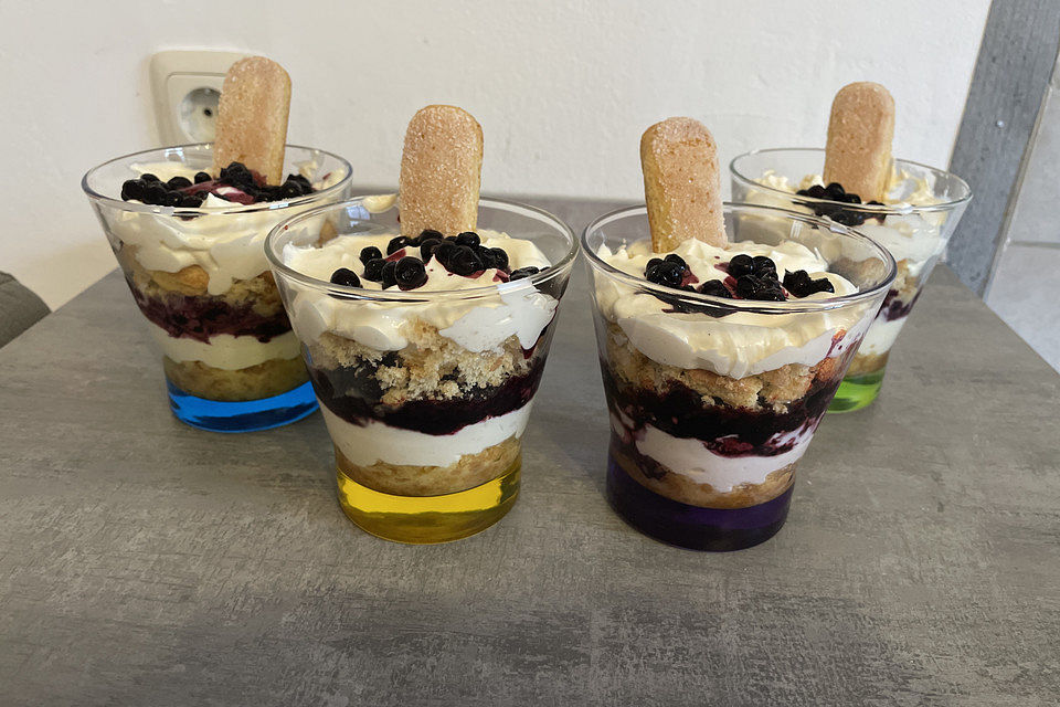 Waldbeeren Tiramisu