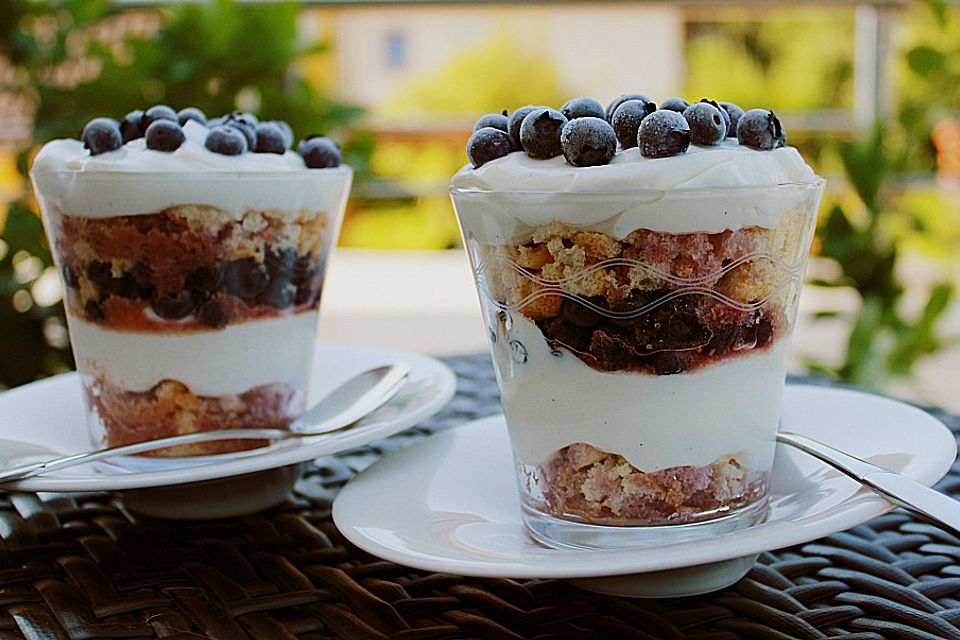 Waldbeeren Tiramisu