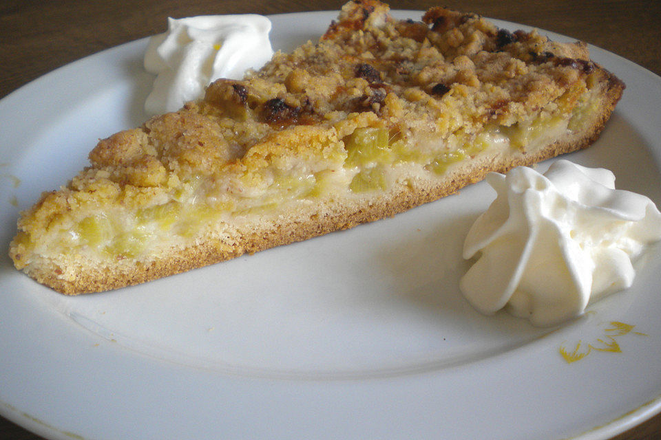 Rhabarberkuchen mit Streusel