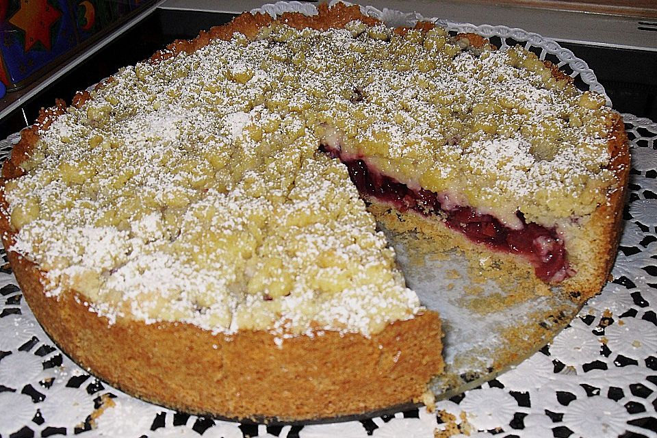 Gedeckter Mohnkuchen