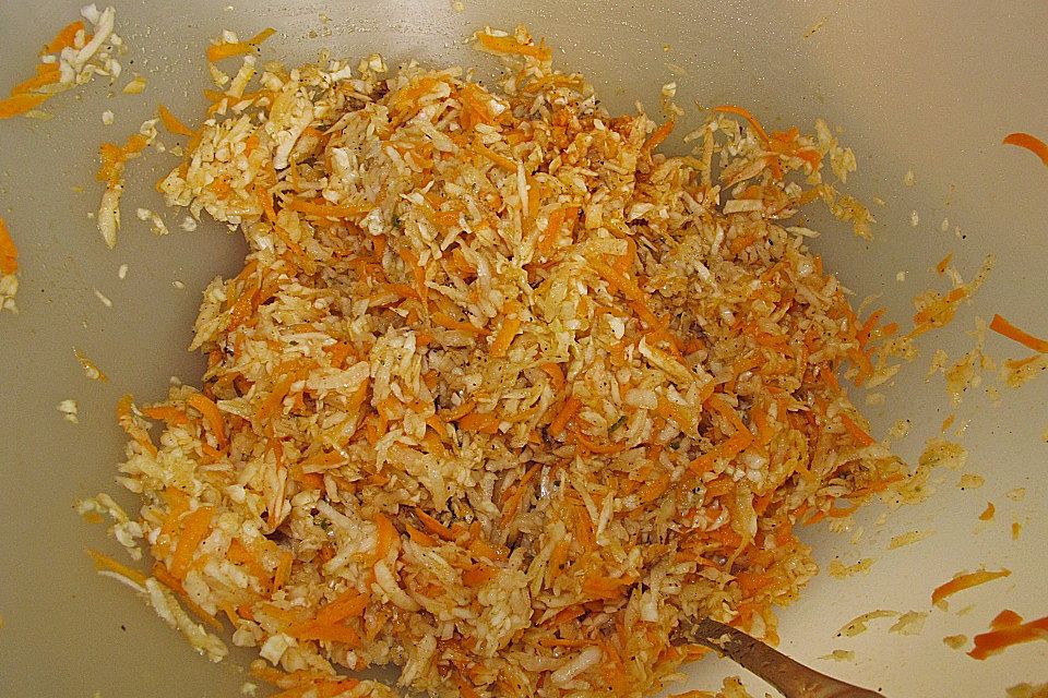 Möhren - Weißkraut - Salat