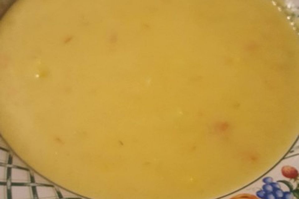 Gelbe Zucchini - Käse - Suppe