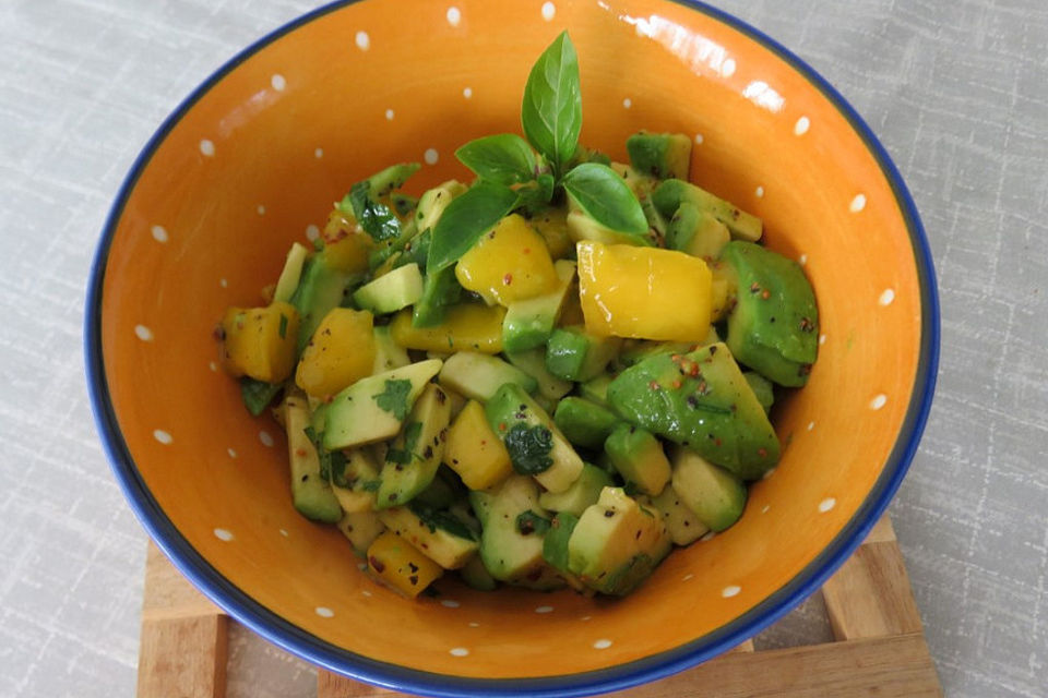 Avocado - Mango - Salat