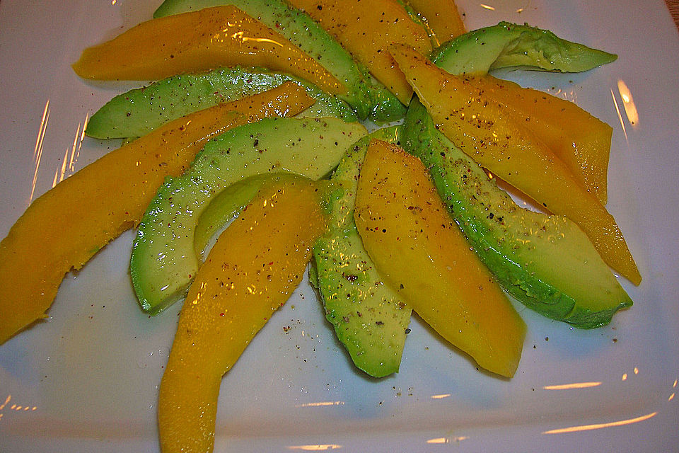 Avocado - Mango - Salat