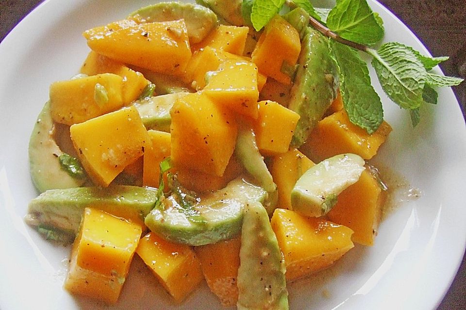 Avocado - Mango - Salat