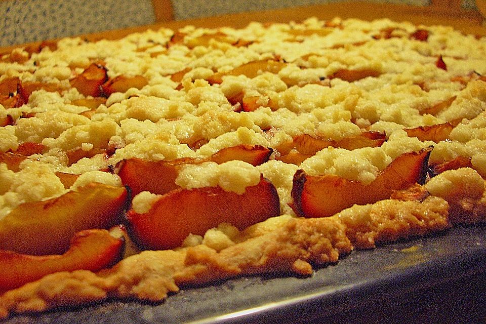 Pflaumenkuchen mit Streusel