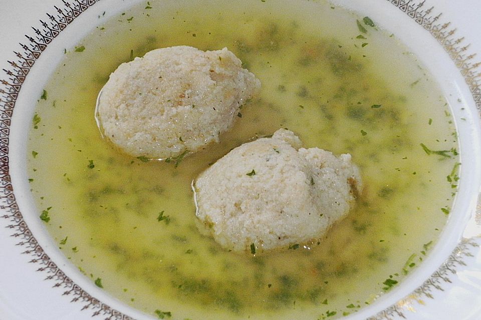 Altmühltaler Butterknödelsuppe