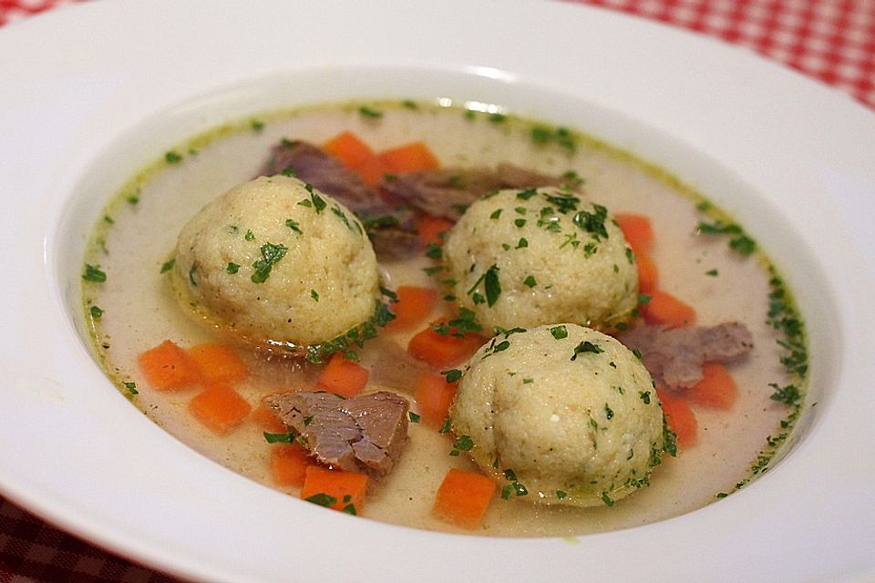 Altmühltaler Butterknödelsuppe