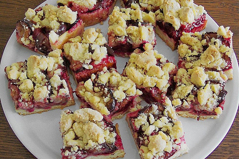 Pflaumenkuchen mit Streusel