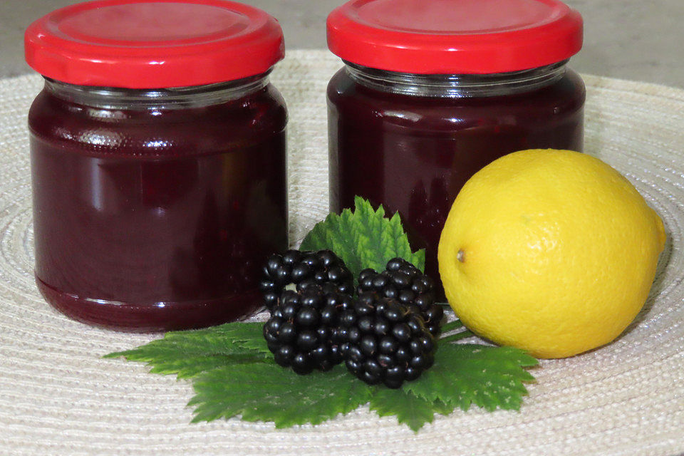 Brombeermarmelade mit Prosecco