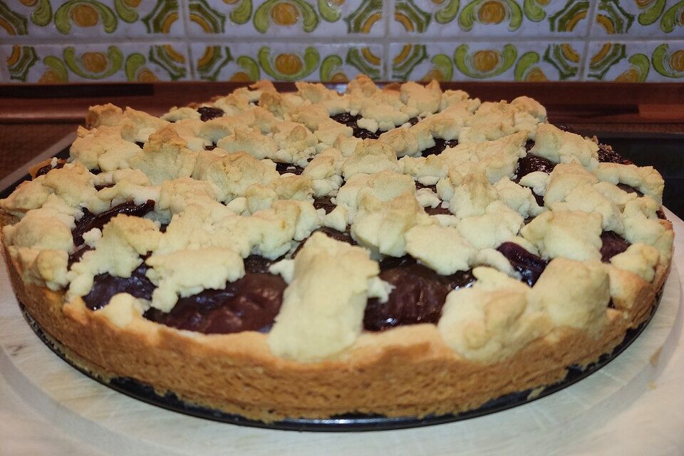 Pflaumenkuchen mit Streuseln