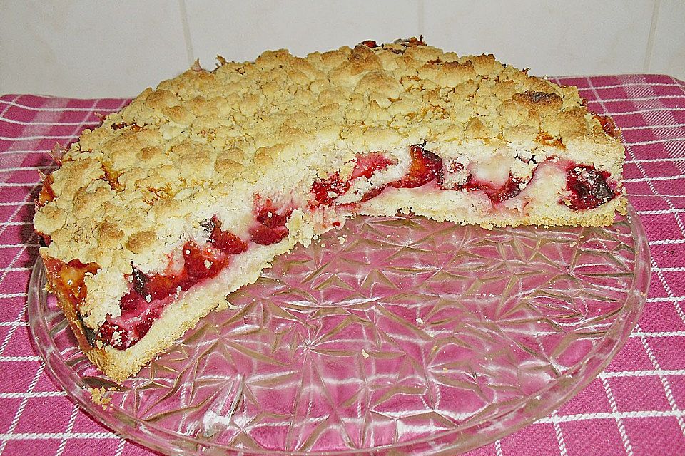 Pflaumenkuchen mit Streuseln