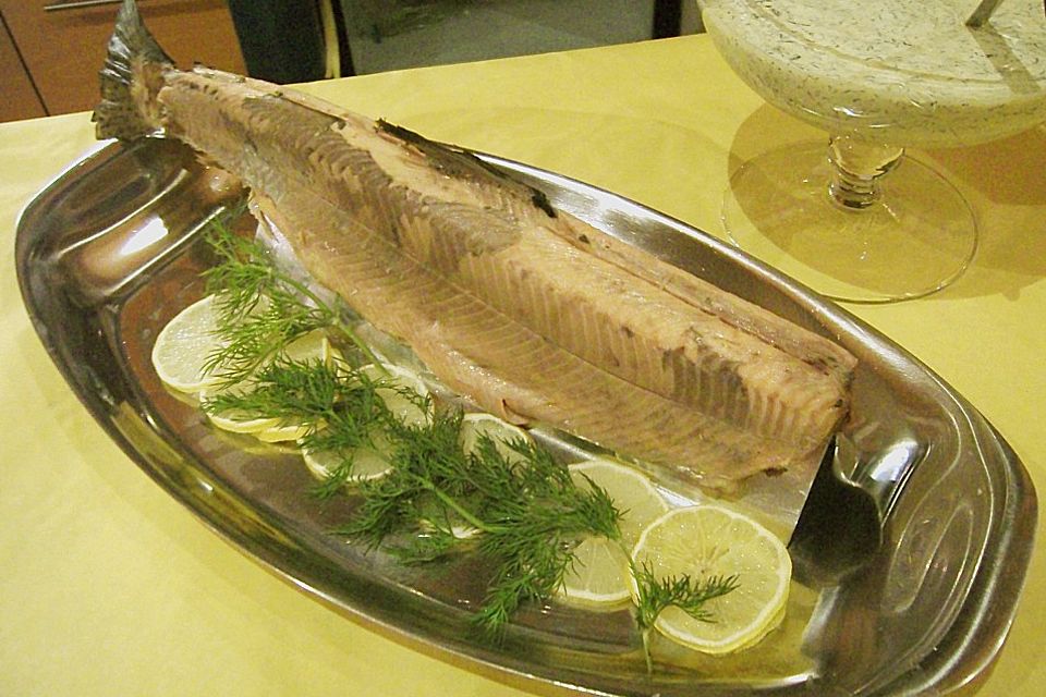 Lachs aus dem Weinsud